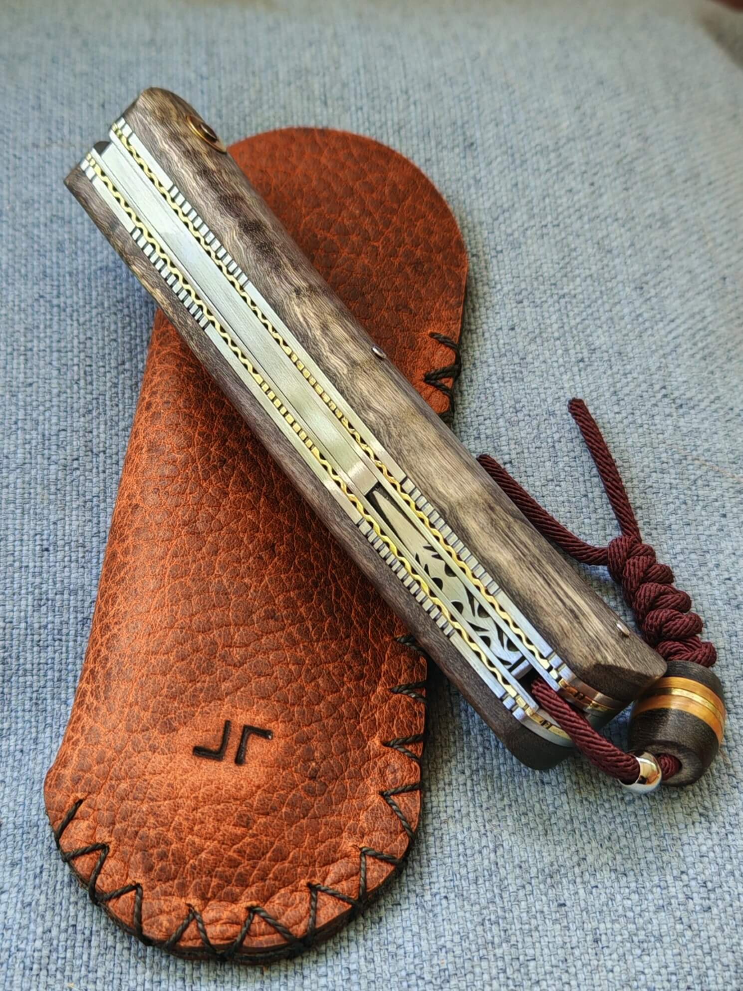 Modèle SIRIUS (version plaquettes rivetées) - Pièce unique