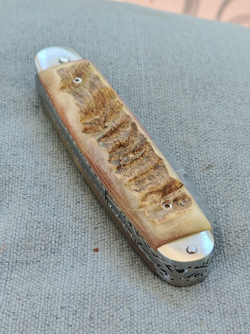 Couteau pliant navette à cran plat n° 0163 - Pièce unique