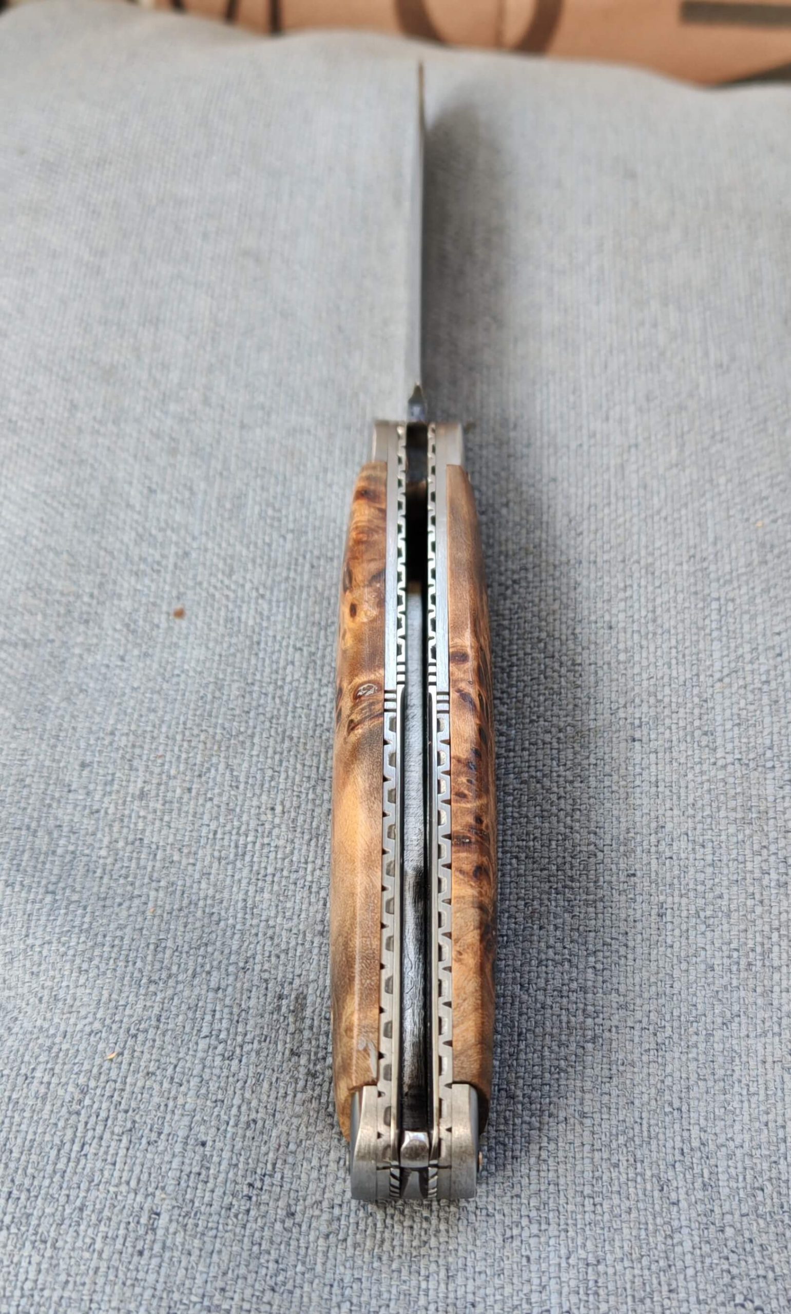 Couteau pliant navette à cran plat n° 0164 - Pièce unique – Image 4