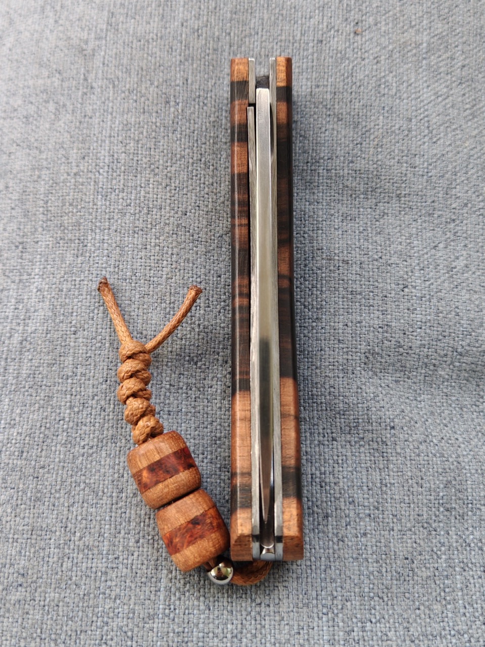 Modèle Liner-Lock doublé d'un système maison de verrouillage/déverrouillage - Pièce unique – Image 6